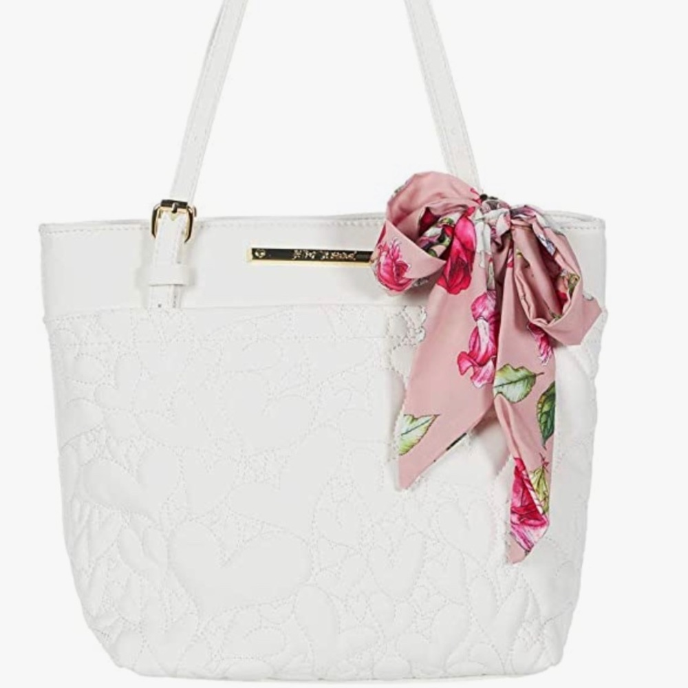 NWT Betsey Johnson XO Aaliya Shopper with Scarf, IN ORIGINAL PACKAGE, NEVER USED